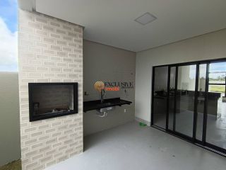Casa no Condomínio Mares Maluí