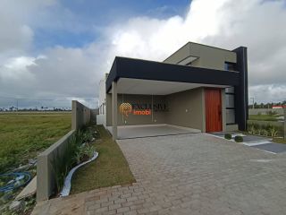 Casa no Condomínio Mares Maluí