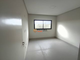 Casa no Condomínio Mares Maluí
