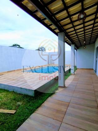 Casa à Venda no Condomínio Fechado Guaricema