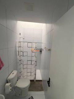 Alugo Casa mobiliada no Luar da Barra