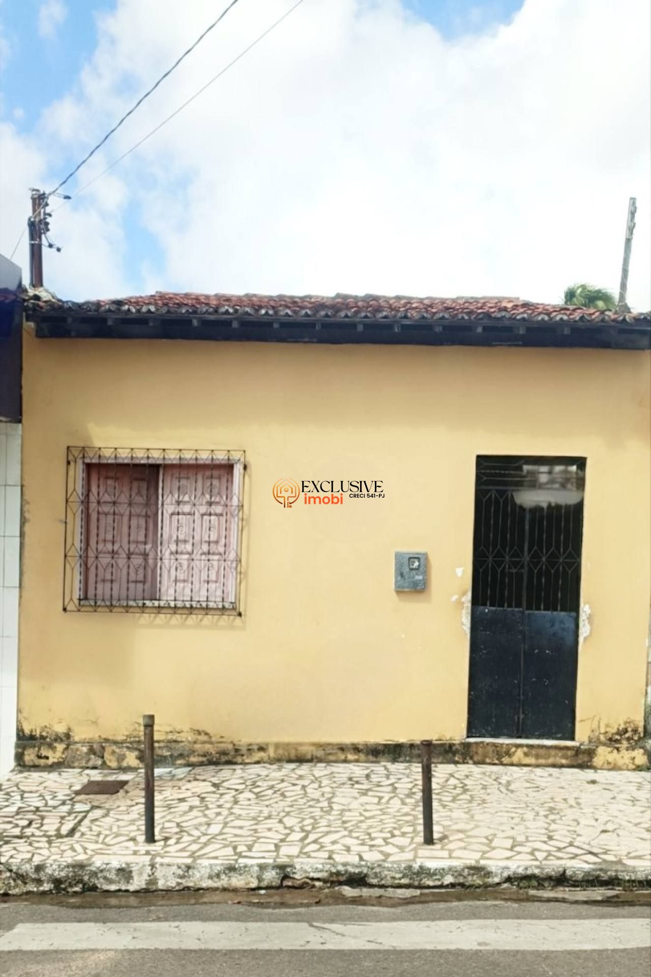 **? CASA À VENDA NO BAIRRO INDUSTRIAL | EXCELENTE PONTO PARA MORAR OU INVESTIR**