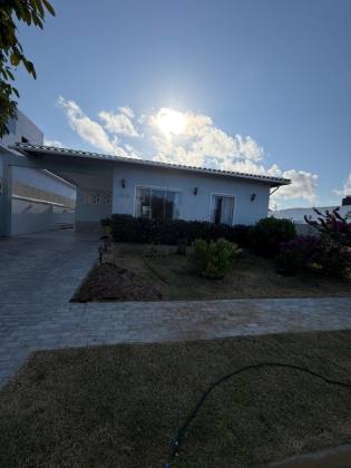 CASA PARA ALUGAR NO ALPHAVILLE 2
