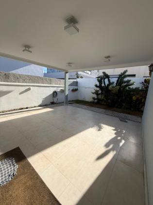 CASA PARA ALUGAR NO ALPHAVILLE 2