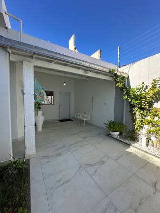 Casa à Venda no Bairro Aeroporto, Aracaju