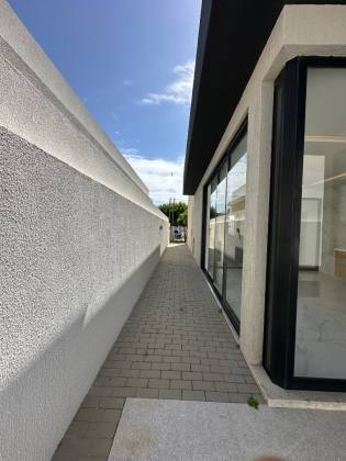 Casa para Alugar no Terras Alphaville 2 | 3/4 com Piscina