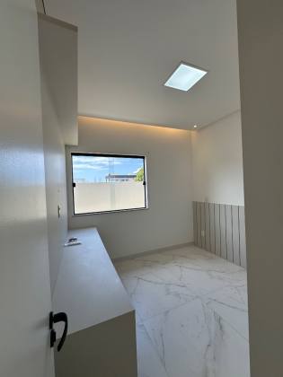 Casa para Alugar no Terras Alphaville 2 | 3/4 com Piscina