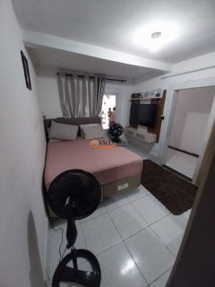 CASA À VENDA COM 2 PAVIMENTOS