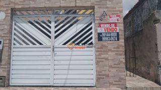 CASA À VENDA COM 2 PAVIMENTOS