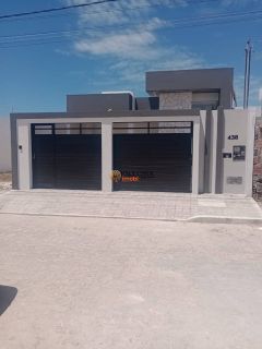 CASA À VENDA NO LUAR DA BARRA 1