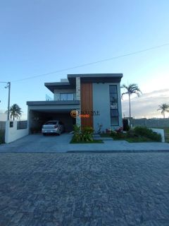 CASA À VENDA – SOL E PRAIA