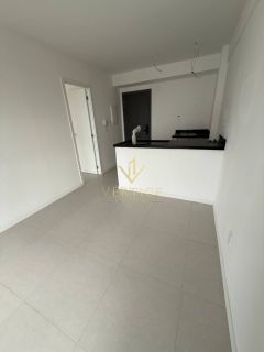 Beach Class Jaguaribe – 40 m² | Quarto e Sala | Andar Alto | Vista Mar