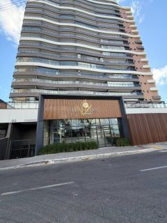 Beach Class Jaguaribe – 40 m² | Quarto e Sala | Andar Alto | Vista Mar