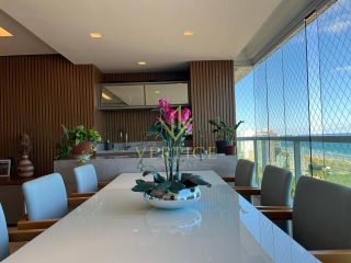 Apartamento 3 Suítes Luxuoso com Vista Mar – Colina A
