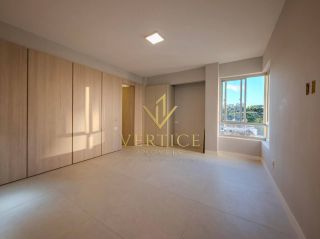 Apartamento 3/4 Reformado | 156 m² | Com Closet | Nascente Total | Itaigara
