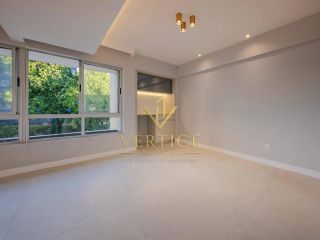 Apartamento 3/4 Reformado | 156 m² | Com Closet | Nascente Total | Itaigara