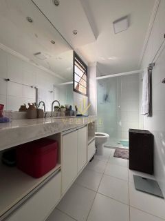 Apartamento para Locação no Alphaville I Porteira Fechada | R$ 7.000 + Taxas