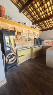 Casa solta 4/4 em Condomínio fechado
