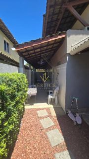 Casa solta 4/4 em Condomínio fechado