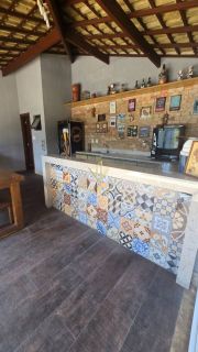 Casa solta 4/4 em Condomínio fechado