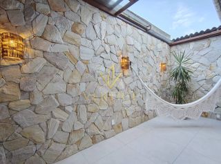 Casa Triplex em Patamares | Energia Solar | 4 Vagas