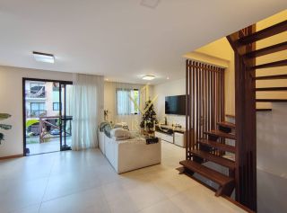 Casa Triplex em Patamares | Energia Solar | 4 Vagas