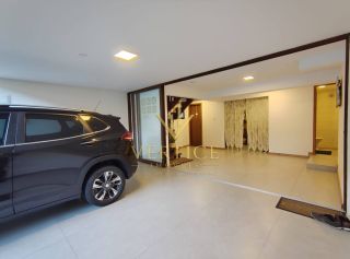 Casa Triplex em Patamares | Energia Solar | 4 Vagas