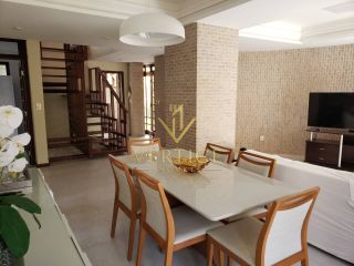Casa Duplex em Condomínio | 5 Quartos | Piatã