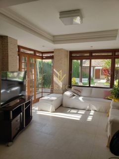 Casa Duplex em Condomínio | 5 Quartos | Piatã