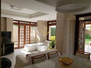 Casa Duplex em Condomínio | 5 Quartos | Piatã