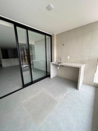 Apartamento Para Vender com 3 quartos 2 suítes no bairro Jardim Oceania em João Pessoa