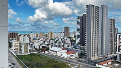 Apartamento MOBILIADO condomínio clube no coração do Bessa. em João Pessoa
