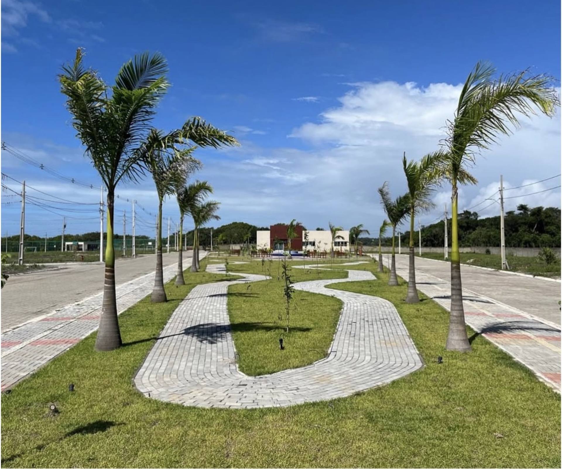 Terreno em condomínio fechado no Bosque do Sol – Segurança, lazer completo e qualidade de vida no Litoral Sul
