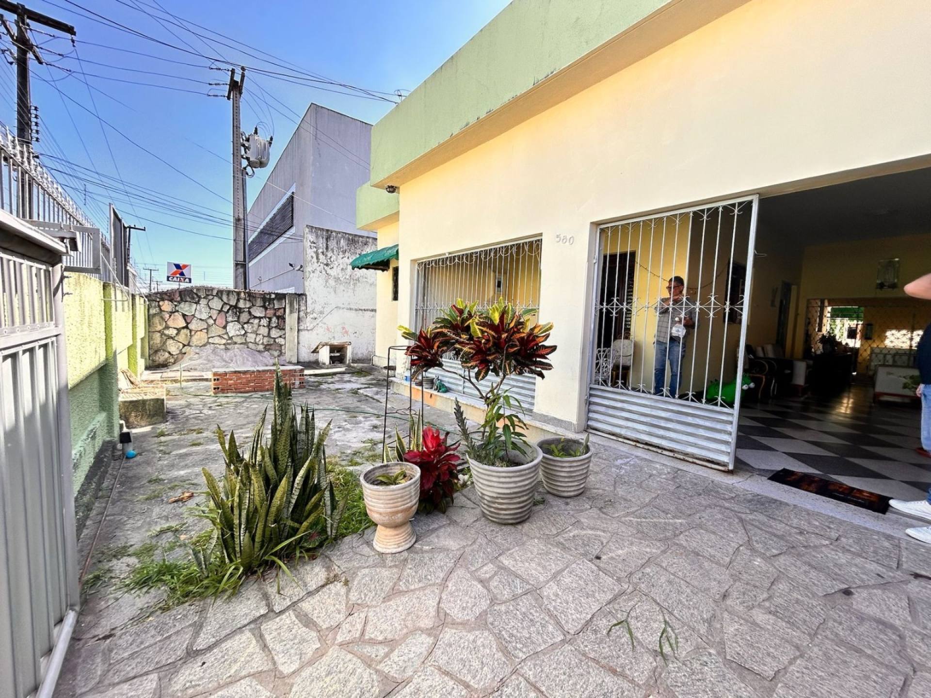 Casa Para Vender com 04 quartos 01 suítes no bairro Jaguaribe em João Pessoa