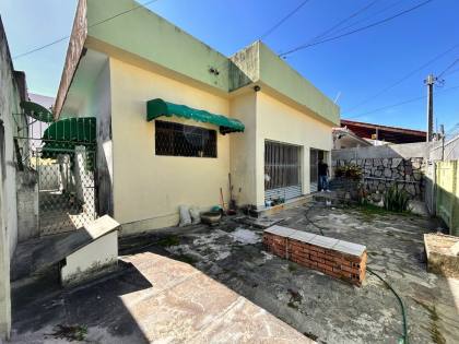 Casa Para Vender com 04 quartos 01 suítes no bairro Jaguaribe em João Pessoa