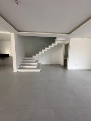 Alliance House- Casas de Alto padrão em Condomínio Fechado