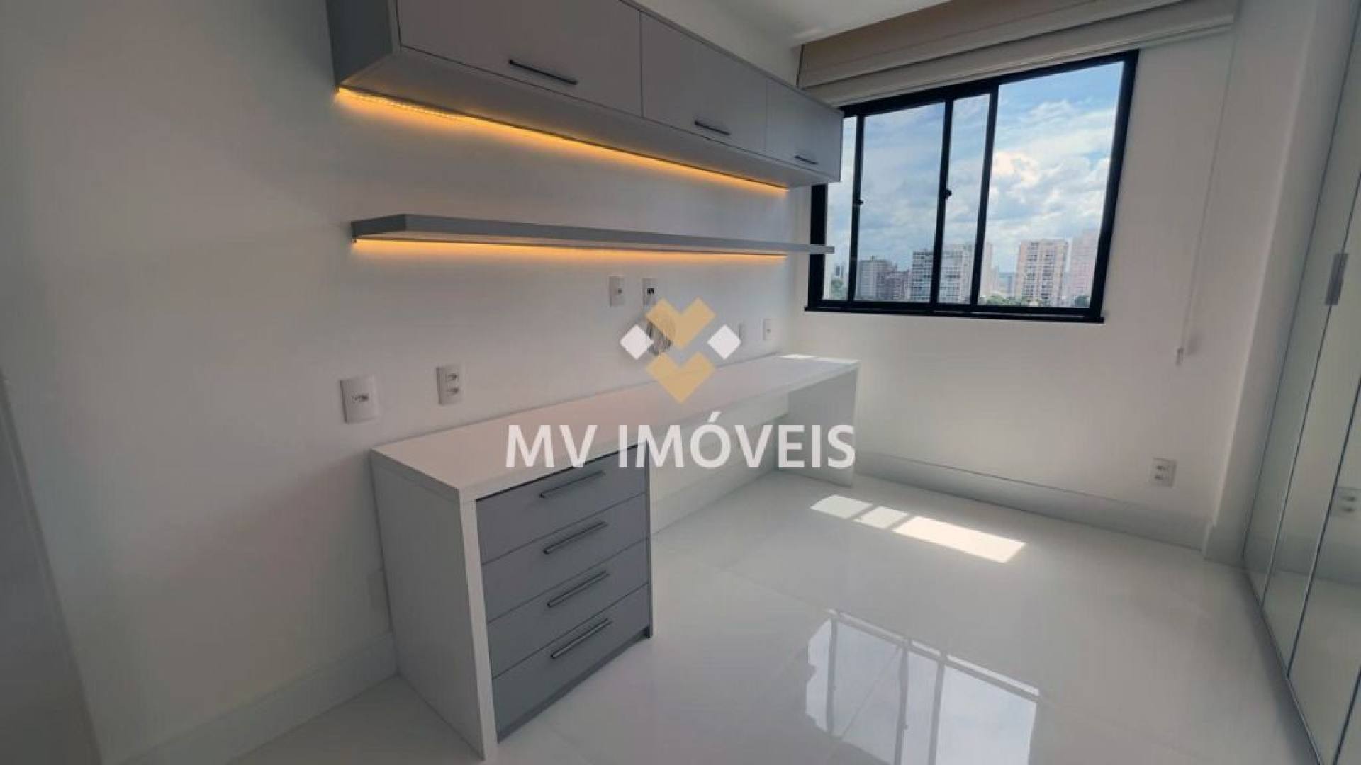Apartamento à venda com 2 quartos, 2 suítes e 2 vagas no Nazaré, Belém (PA) — foto 2 de 30