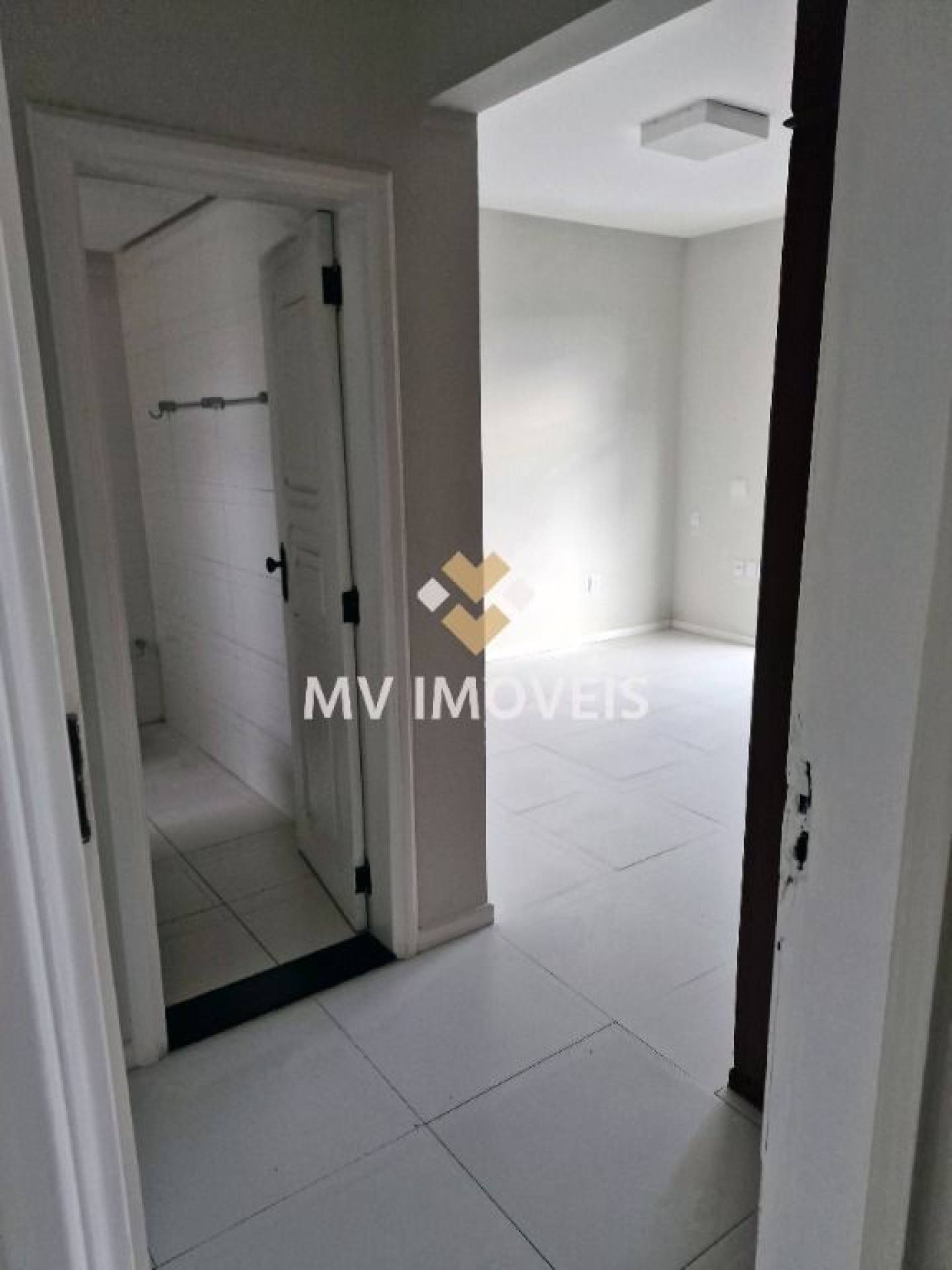 Apartamento à venda com 3 quartos, 1 suíte e 1 vaga no Campina, Belém (PA) — foto 2 de 30