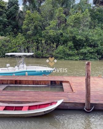 Casa na Ilha das Onças - Combú - Barcarena/Pará