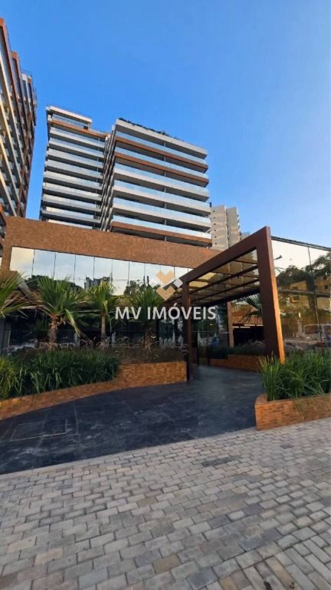 Apartamento à venda com 3 quartos, 3 suítes e 2 vagas no Jurunas, Belém (PA) — foto 2 de 30