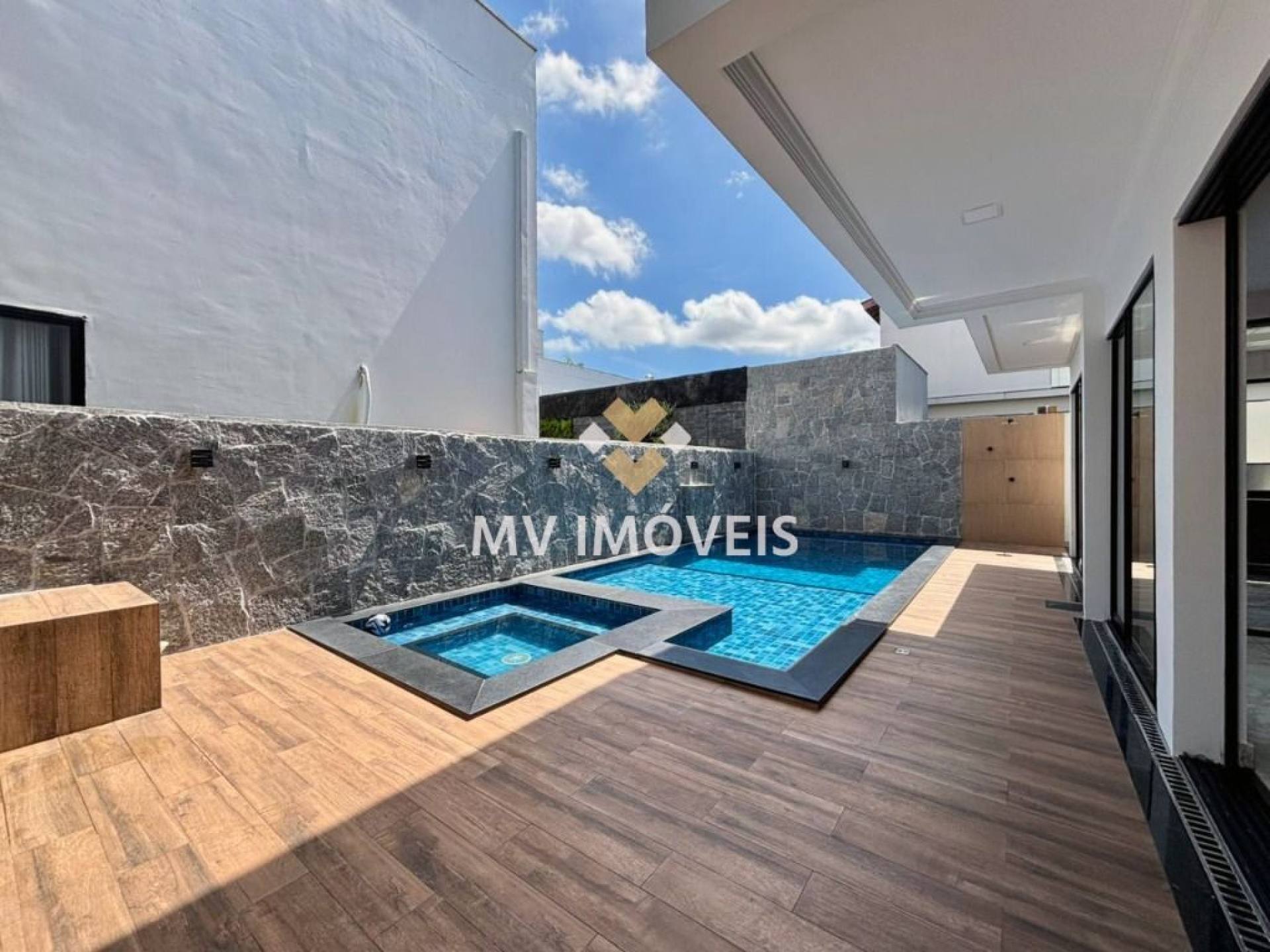 Casa à venda com 4 quartos, 4 suítes, 2 vagas e 380m² no Parque Verde, Belém (PA) — foto 3 de 30