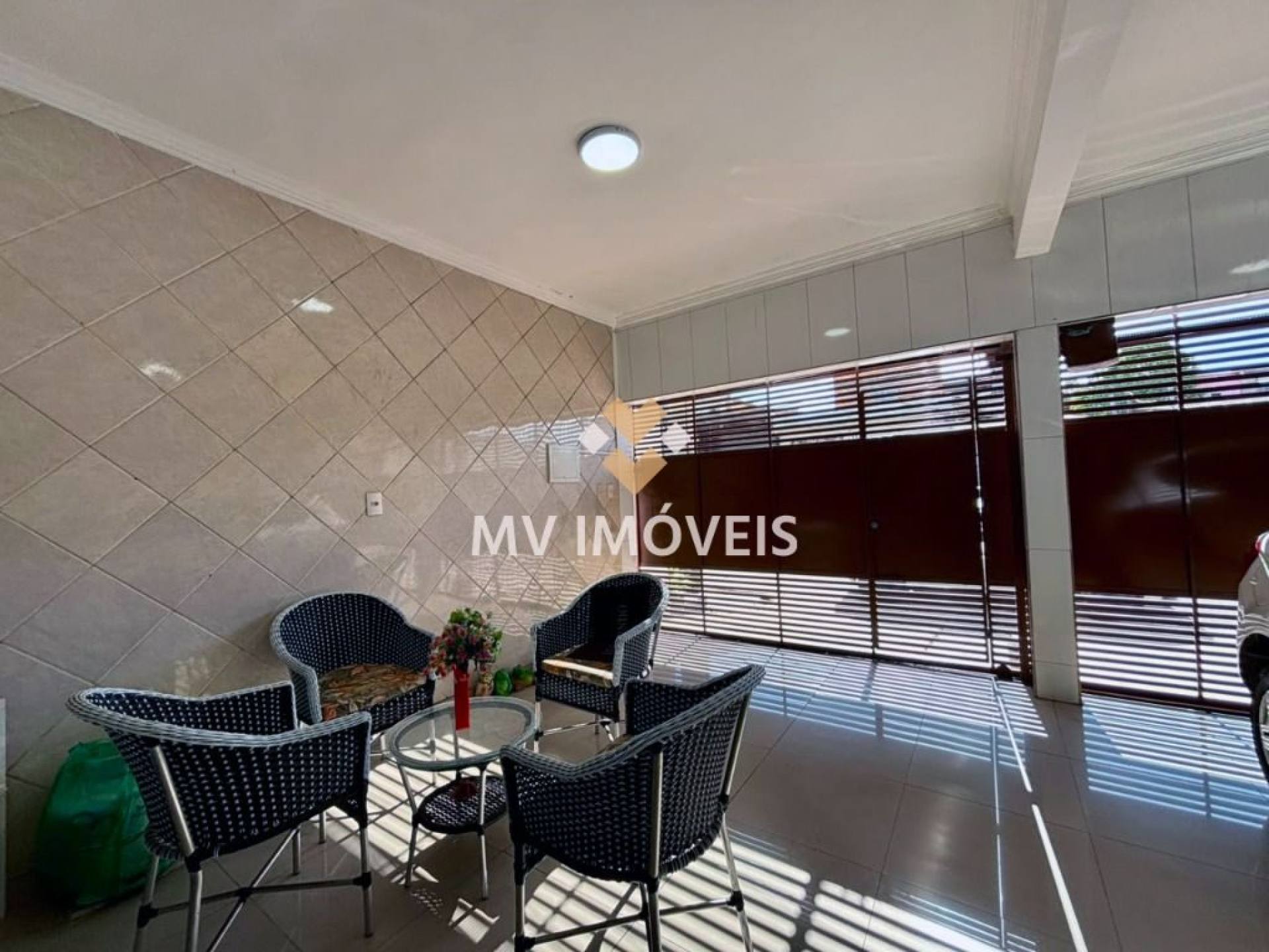 Casa à venda com 3 quartos, 1 suíte, 2 vagas e 200m² no Pedreira, Belém (PA) — foto 2 de 30