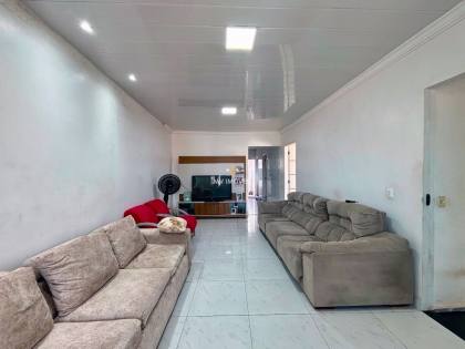 Casa na Rua da Azpa - Águas Brancas - Ananindeua/Pará