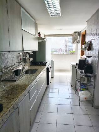 APARTAMENTO NO AEROCLUBE 