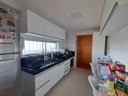 Apartamento 13º andar vista para o mar, Aeroclube