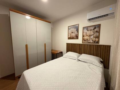 PRONTO PARA MORAR! APARTAMENTO 100% MOBILIADO E EM EXCELENTE LOCALIZAÇÃO