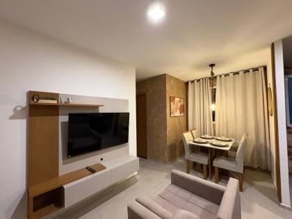 PRONTO PARA MORAR! APARTAMENTO 100% MOBILIADO E EM EXCELENTE LOCALIZAÇÃO
