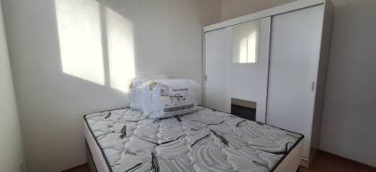 Apartamento a venda semi mobiliado em Ponta de Campina