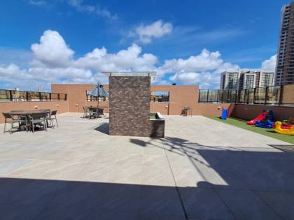 RES. NO JARDIM OCEANIA | 3 SUÍTES, ANDAR ALTO E A POUCOS METROS DA PRAIA