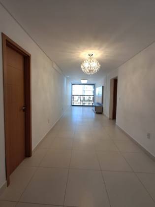 RES. NO JARDIM OCEANIA | 3 SUÍTES, ANDAR ALTO E A POUCOS METROS DA PRAIA